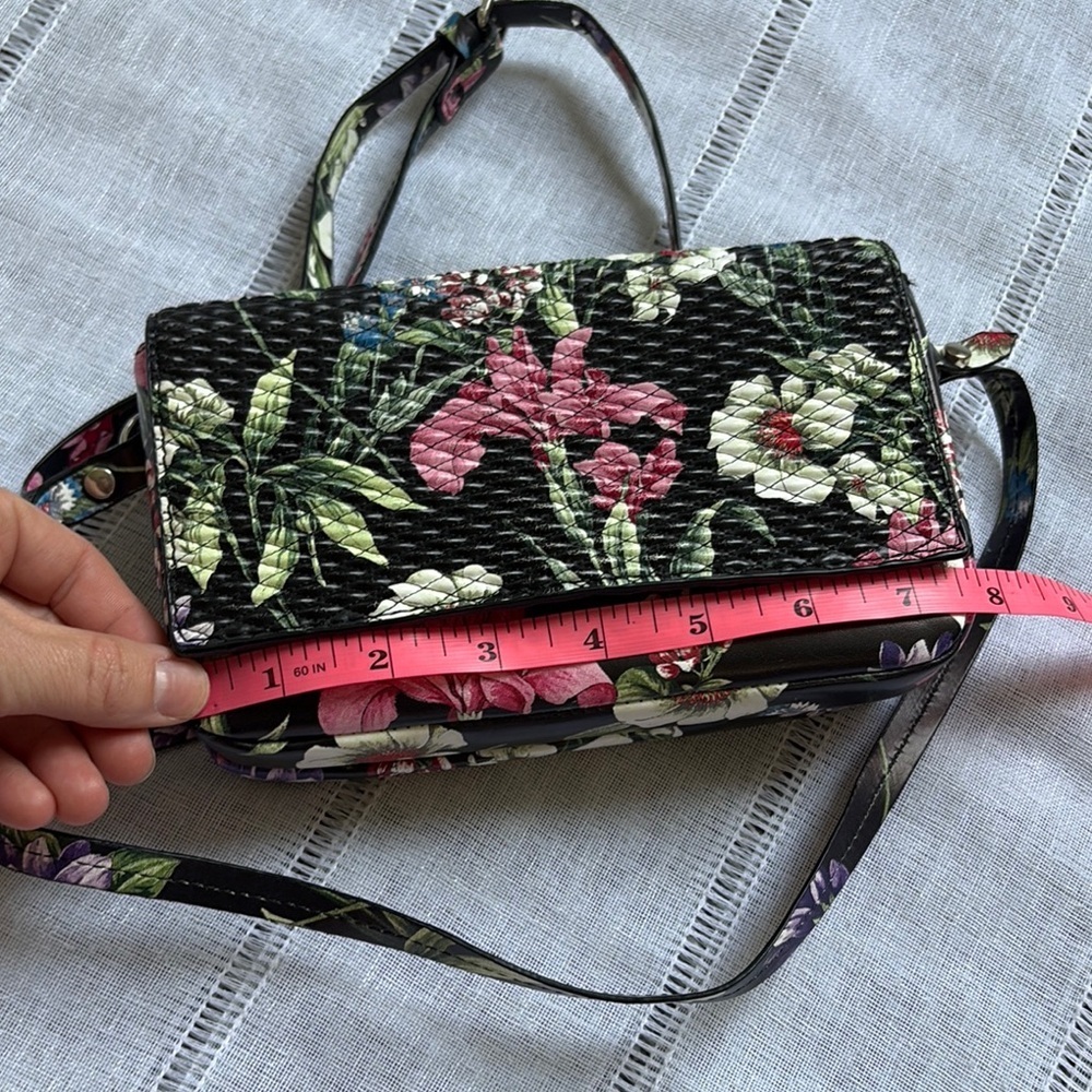 Zara Trafaluc Multicolor Floral Crossbody Bag - Picture 9 of 11
